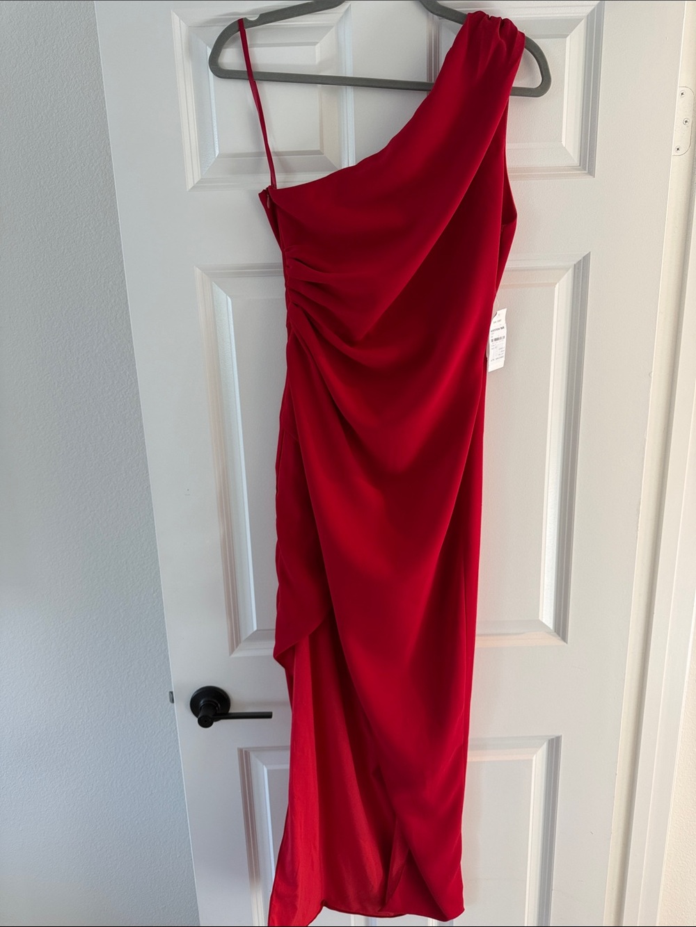 Alexia Admor One-Shoulder Red Draped Evening Gown